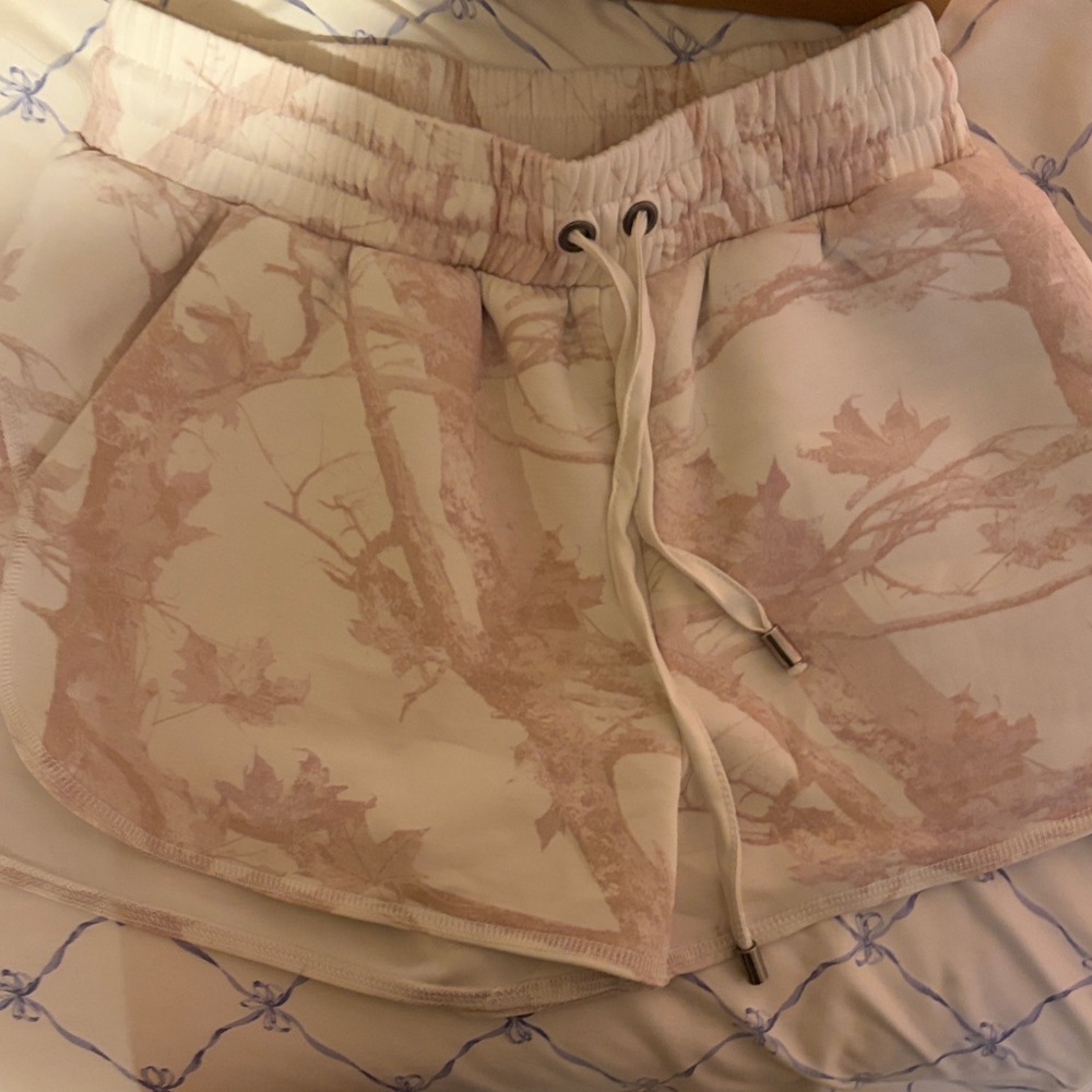 Women's Cream and Tan Shorts